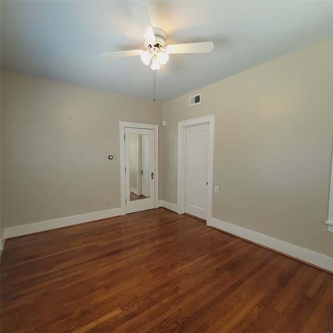 Building Photo - 2408 Huldy St