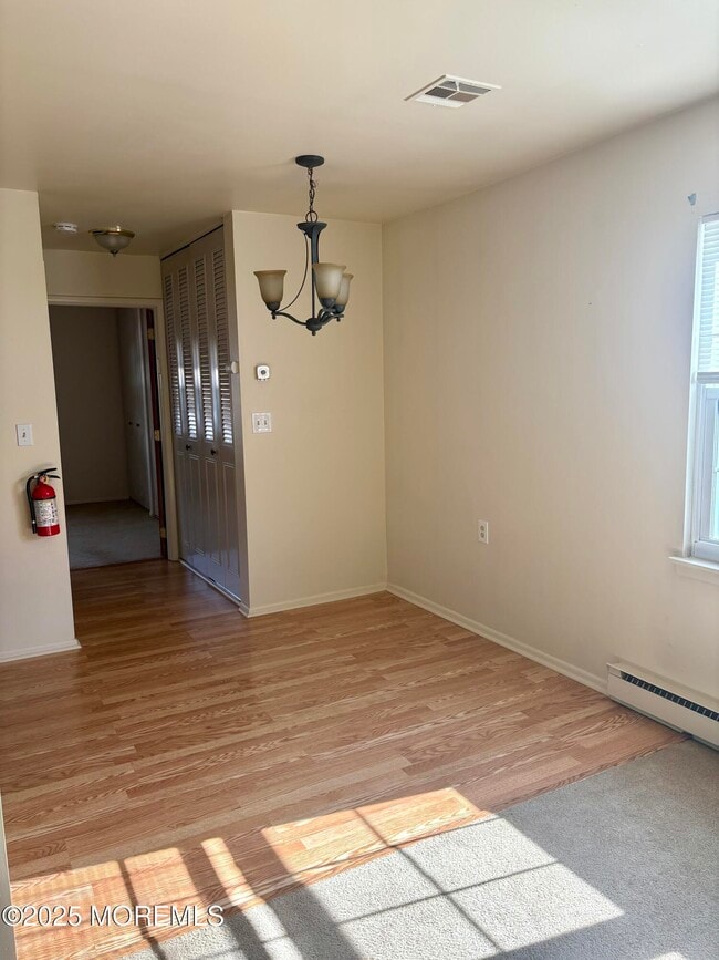 Building Photo - 1021F Aberdeen Dr