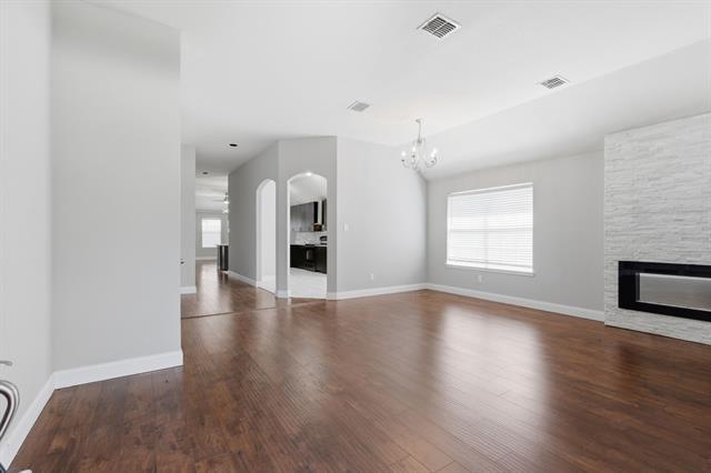 Building Photo - 4018 Hillhaven Dr