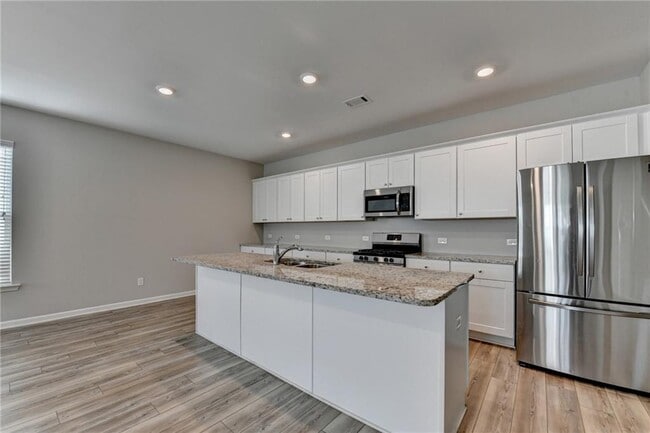 Building Photo - 4335 Magpie Dr