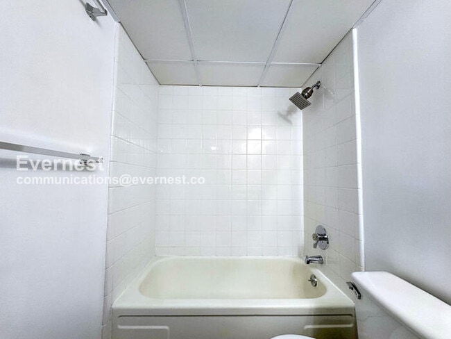 Building Photo - 2225 Buchtel Blvd S