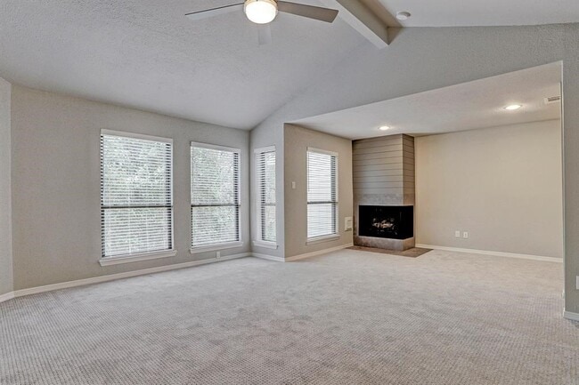 Building Photo - 12625 Memorial Dr