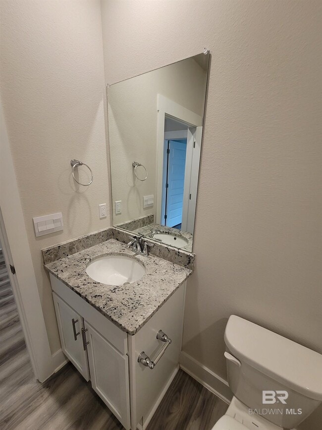 Building Photo - 1045 Hayward Lp