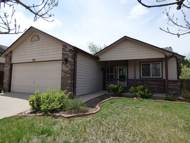 Primary Photo - 3 Bedroom home in Loveland