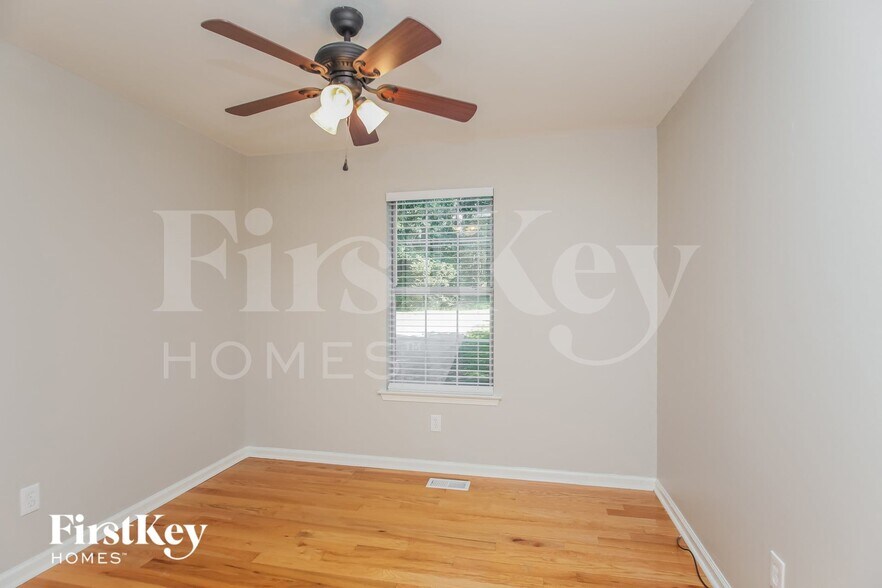 Building Photo - 441 Bakers Bridge Cir