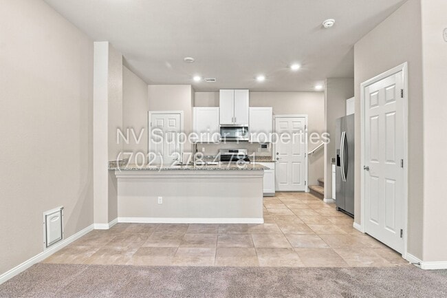 Building Photo - 7204 Sunray Point St