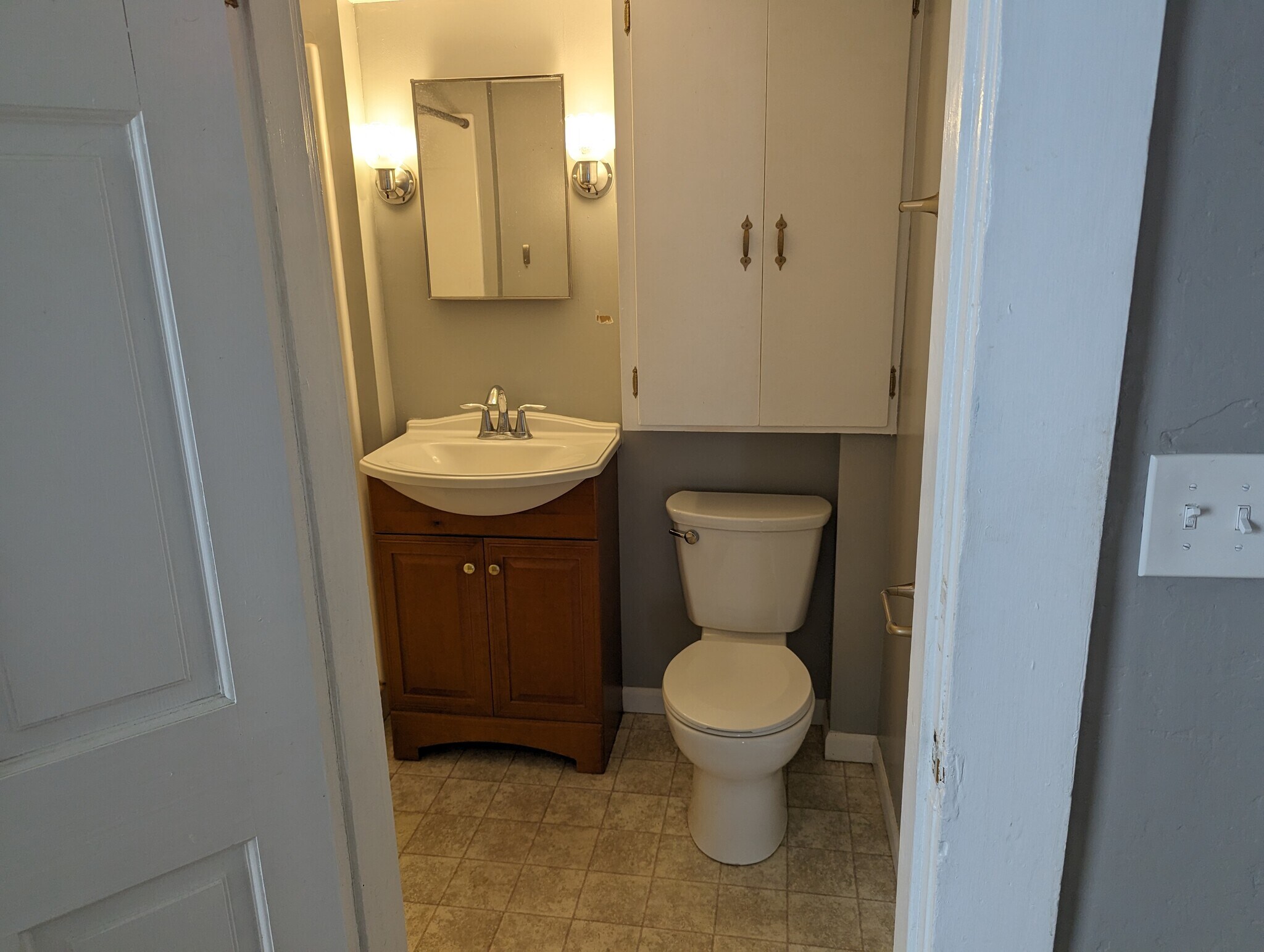 Bathroom - 23 N Main St