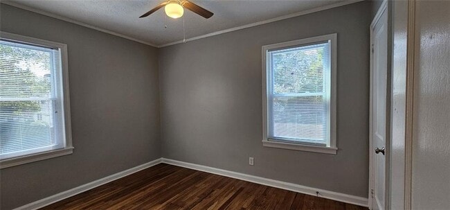 Building Photo - 1205 Edie Ave SE