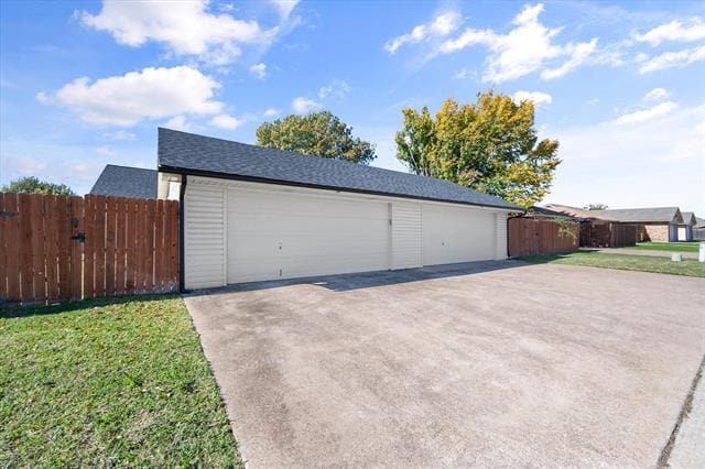 Building Photo - 1110 Fairhaven Dr