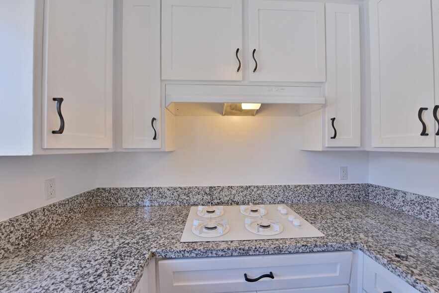 Building Photo - 1436 S Bedford St