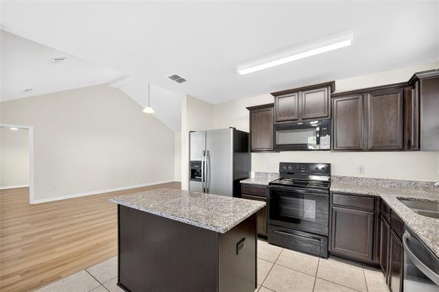 Building Photo - 3115 Elam Dr