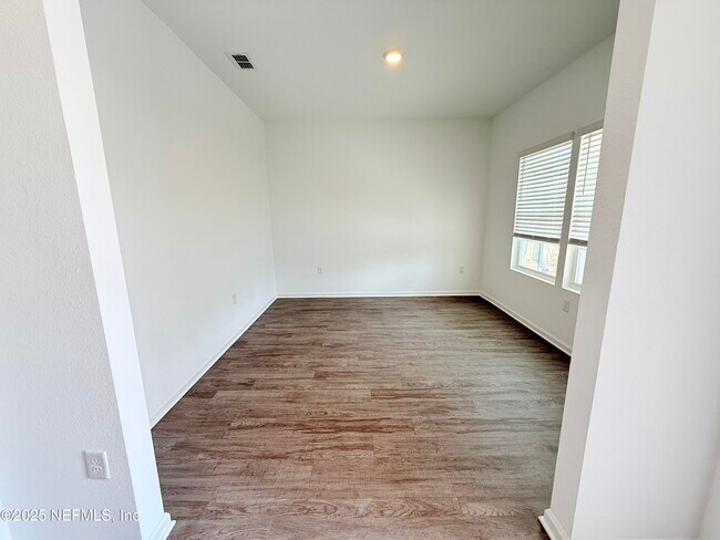 Building Photo - 2308 Shady Breeze Ln