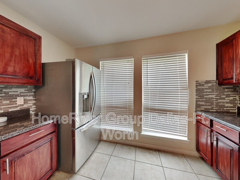 Building Photo - 600 British Ct