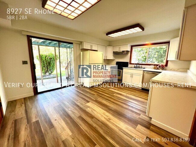 Building Photo - 8927 SE Rhone St