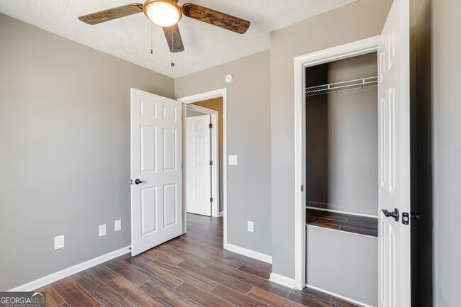 Building Photo - 130 Chastain Loop