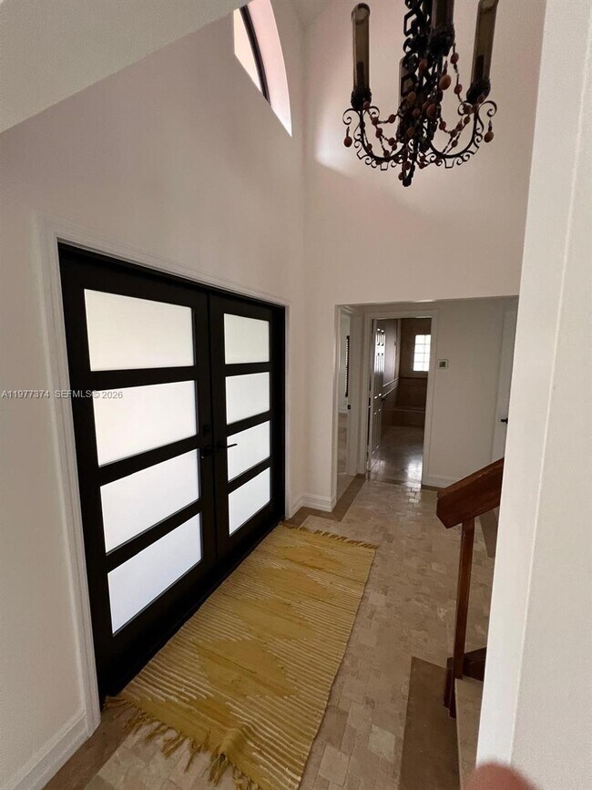 Building Photo - 6083 Vista Linda Ln