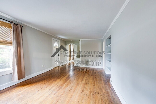 Building Photo - 715 Park Cir