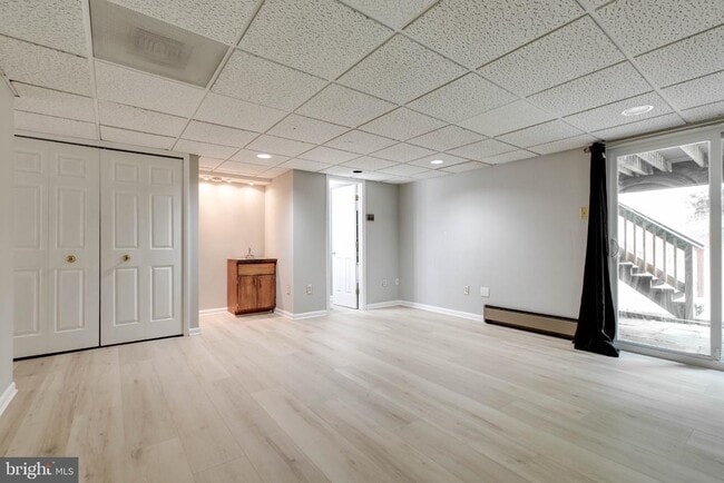 Building Photo - 7717 Heatherside Ln