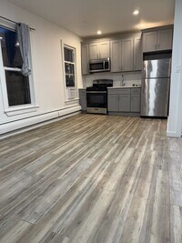 Building Photo - 20 Porach St