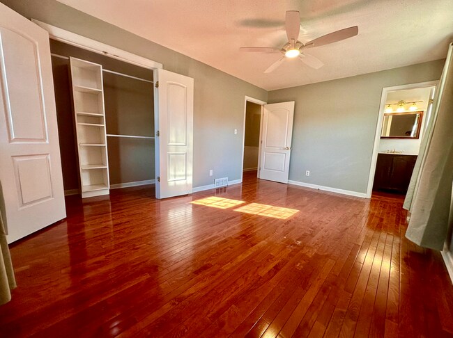 Building Photo - Beautiful 3-bedroom, 2.5-bath home in Clemmons