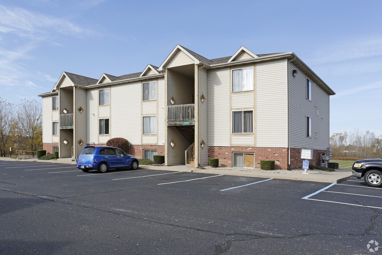 Lakeview Apartments Lakeville In Apartment Finder