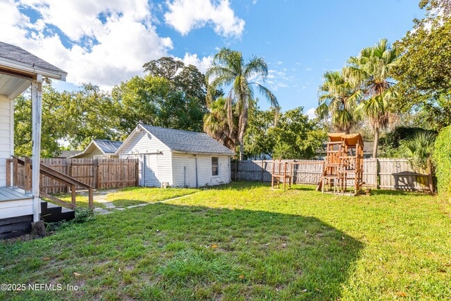 Building Photo - 4313 Lexington Ave