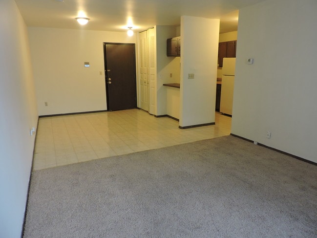 Building Photo - Grantosa Crossing