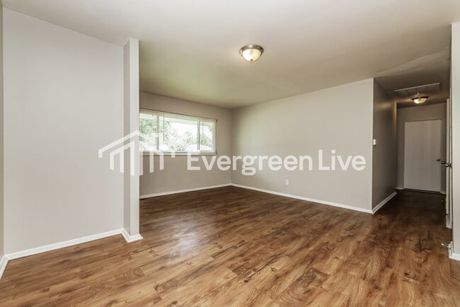 Building Photo - 340 Madora Ave
