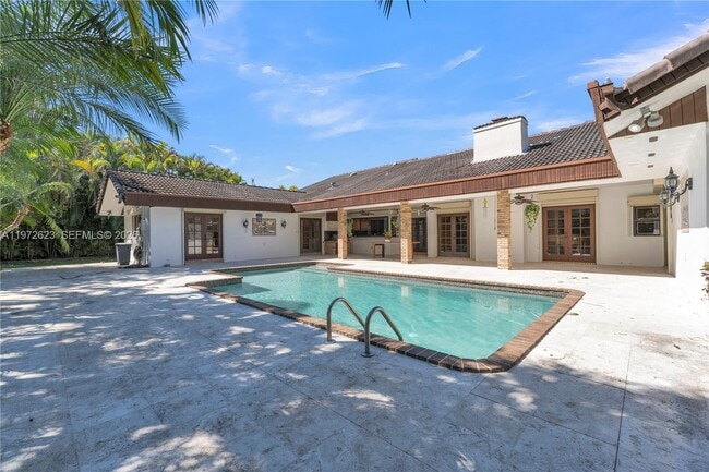 Building Photo - 15305 SW 74th Ct