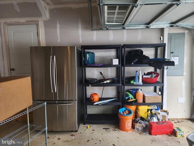 Building Photo - 11532 Kirkleigh Dr