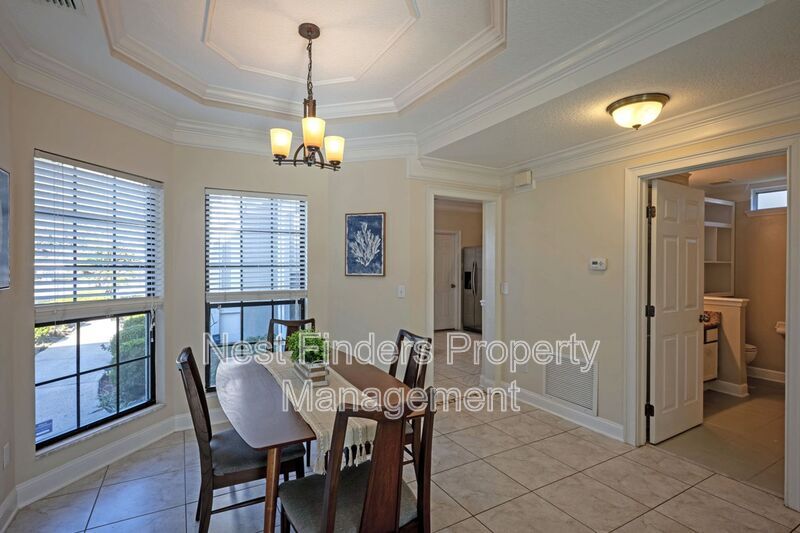 Building Photo - 2958 Lantana Lakes Dr E