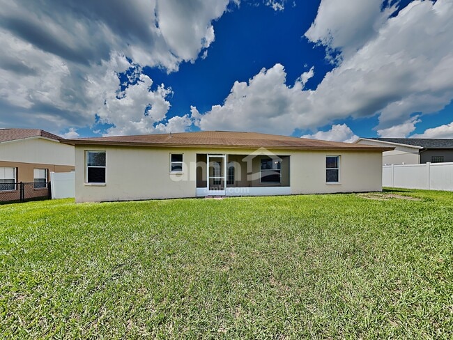 Building Photo - 3611 Welsch Way