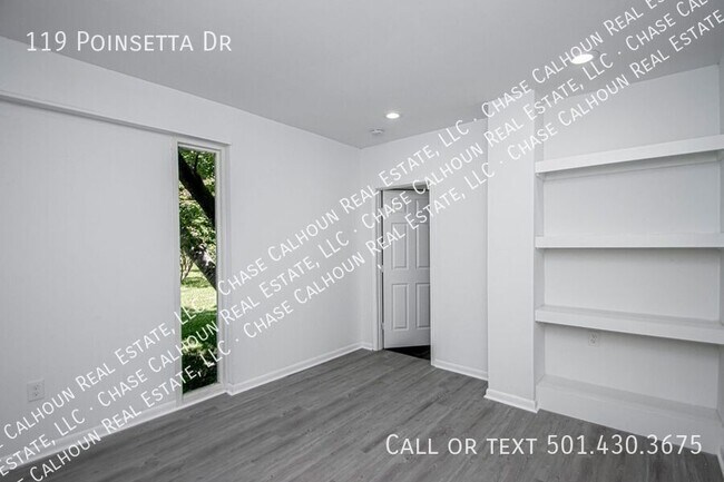 Building Photo - 119 Poinsetta Dr
