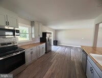 Building Photo - 235 Bryce Rd