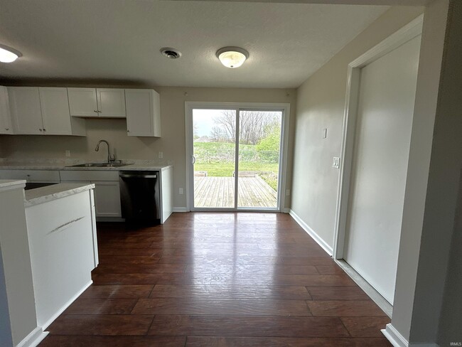 Building Photo - 2825 Northway Dr
