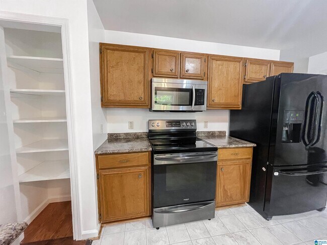 Building Photo - 919 47th Way S