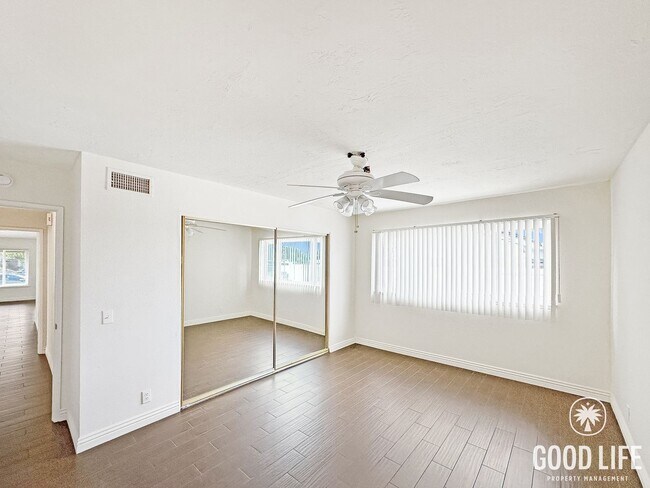 Building Photo - Spacious 3BR/2BA Home with 2-Car Garage in Lake Forest, CA – Great Location