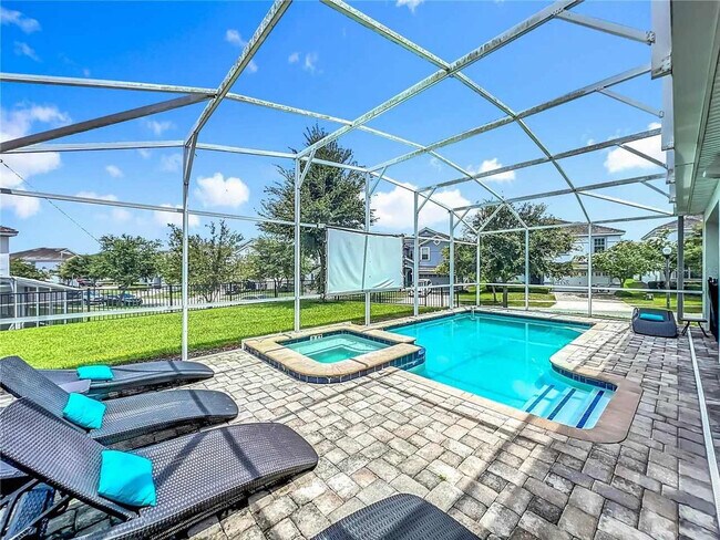 Building Photo - 9048 Sand Trap Dr