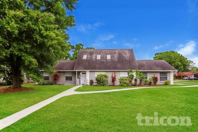 Building Photo - 1807 Waterman Dr