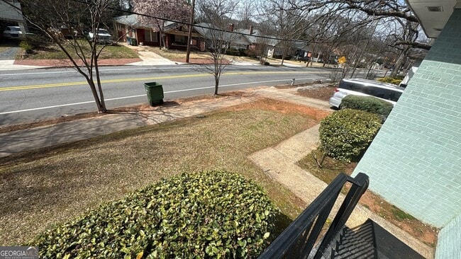 Building Photo - 907 White St SW