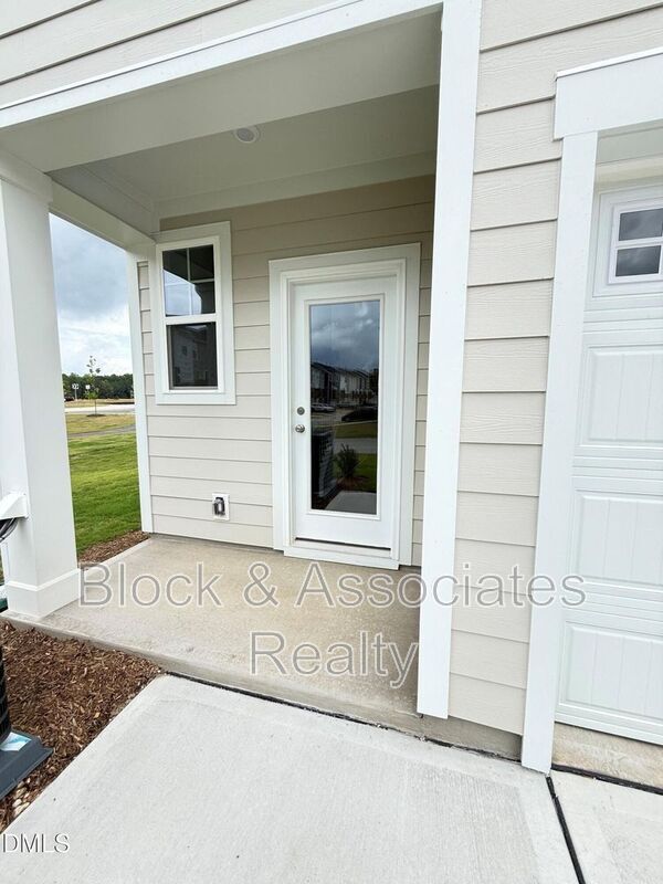 Building Photo - 304 Marmalade Sky Ln