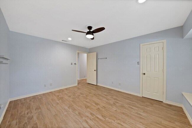 Building Photo - 2812 Whisperwood Trail