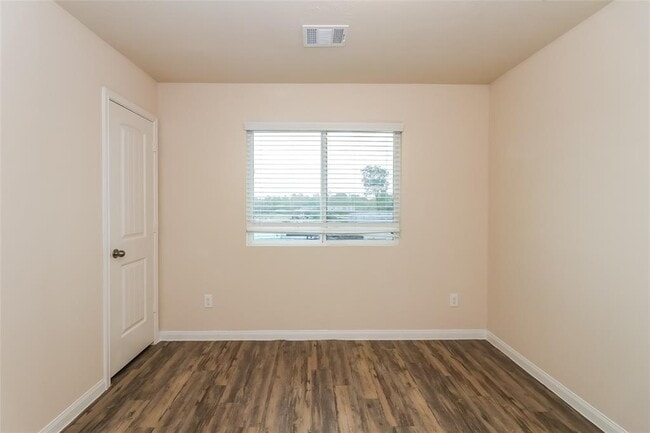 Building Photo - 6011 Dawn Misty Ln