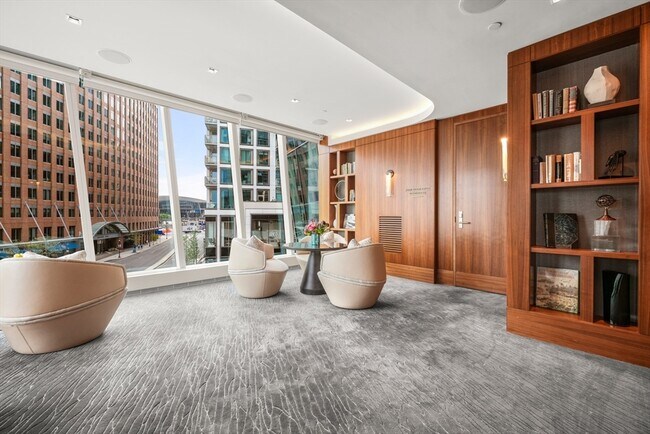 Building Photo - 150 Seaport Blvd