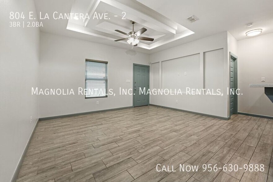 Building Photo - 804 E la Cantera Ave