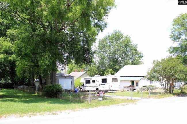 Building Photo - 116 Timmerman St