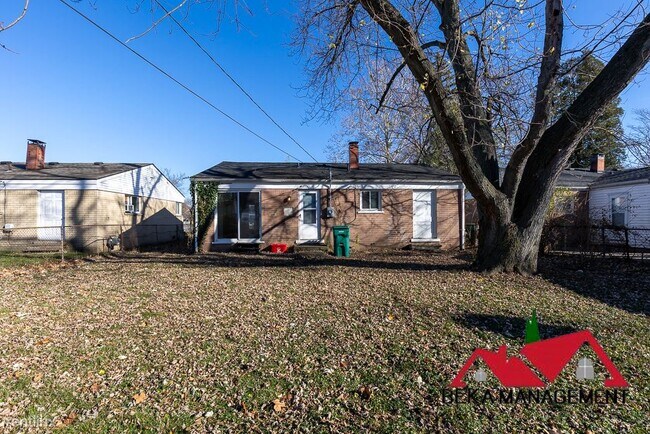 Building Photo - 3 br, 1.5 bath House - 650 Eugene St