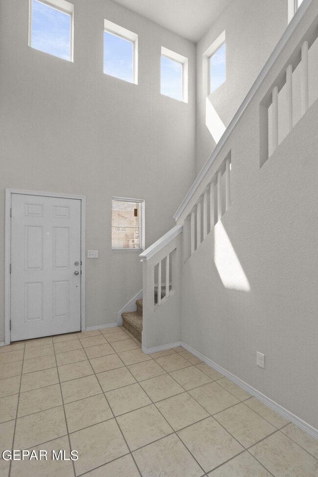 Building Photo - 2240 Decamp Point Pl