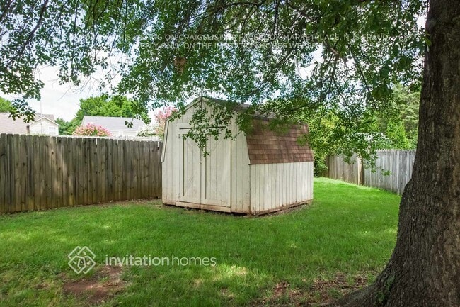 Building Photo - 13505 Thicket Ct