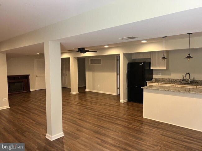 Building Photo - 7 Brannigan Dr